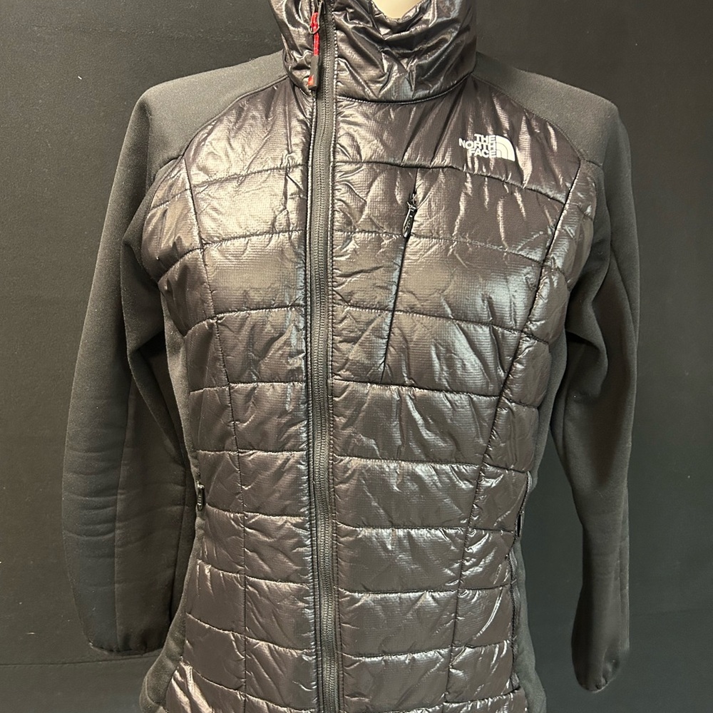 The North Face Women's Black Puffer Summit Series Jacket - Picture 2 of 16